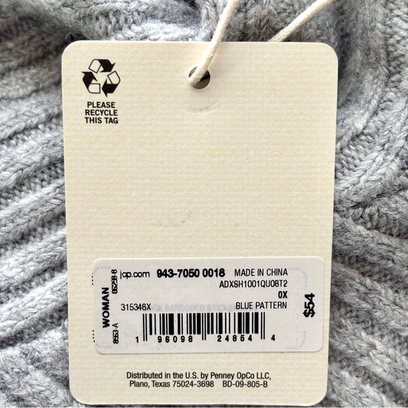 NWT a.n.a Crew Knit Sweater - Picture 9 of 11